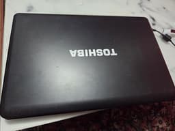 Toshiba laptop 15 tum svart