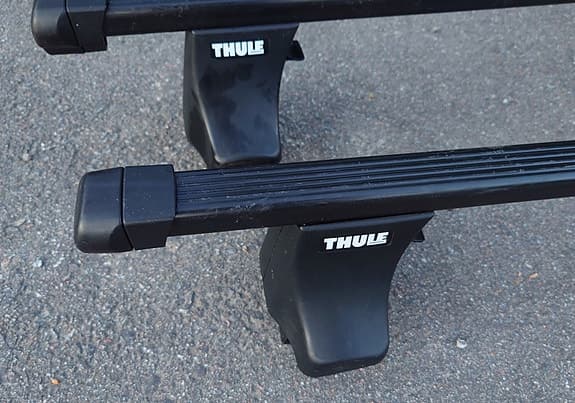 Thule takräcke lasthållare för bilar utan Rails