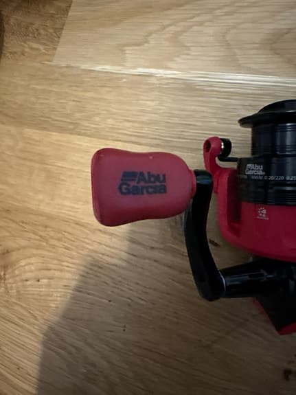 Abu Garcia Max X 20 haspelrulle röd/svart