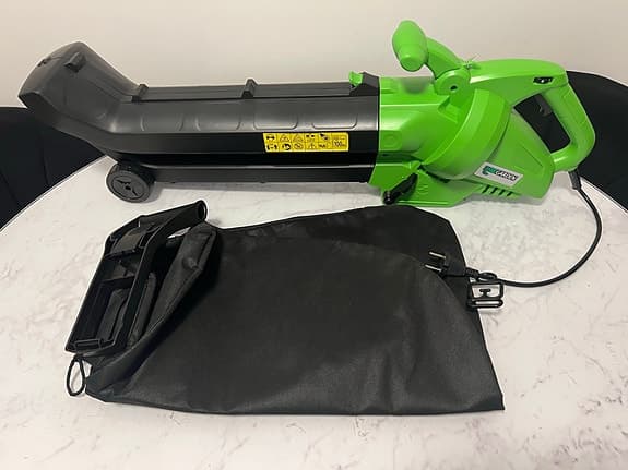 Garden lövblås/lövsug 2500W grön