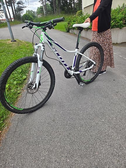 Scott mountainbike 26" vit/lila/grön dam