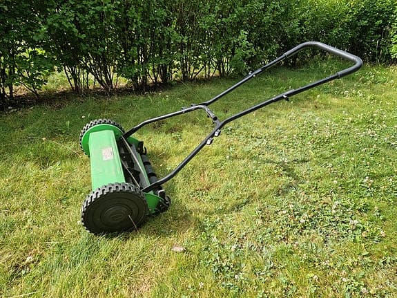 Power Craft handgräsklippare med uppsamlare