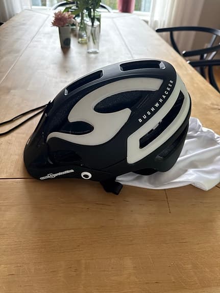 Sweet Protection Bushwhacker