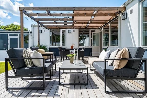 Vonge - Svart loungeset soffa och 2 fåtöljer med bord