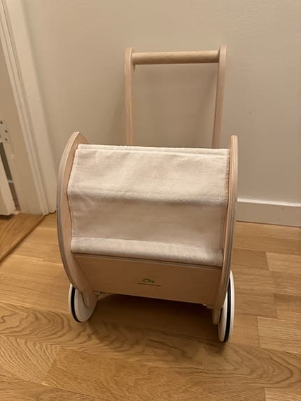 Dockvagn i trä - Tender Leaf Toys