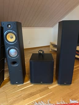 Bowers & Wilkins DM603 S3 golvhögtalare + ASW600 subwoofer svart