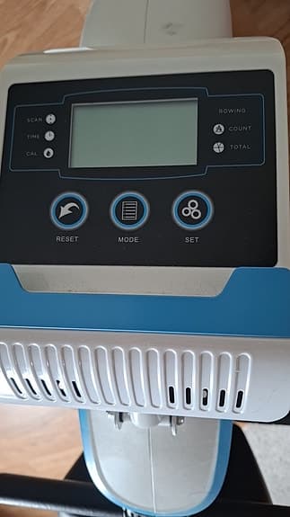 roddmaskin träningsmaskin med display blå/vit