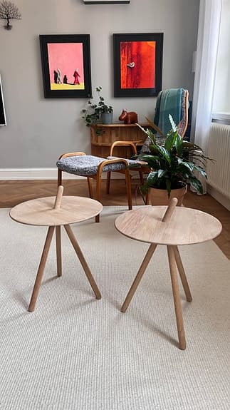 Sidobord / sängbord / soffbord Come here bord, design Steffen Juul för Woud