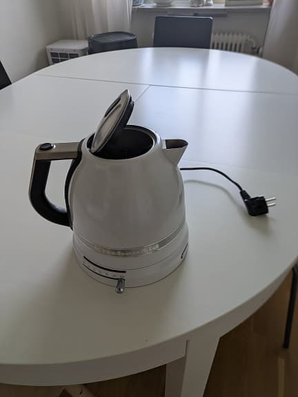 KitchenAid vattenkokare vit 5KEK1522EFP
