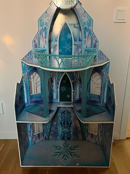 Disney Frost dockhus slott