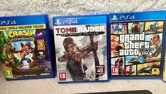 PS4 Slim 1 TB + 6 spel + original handkontroll – fint skick