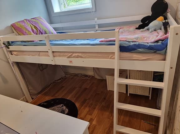 Juniorsäng från Jollyroom