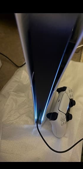 Sony PlayStation 5 spelkonsol med handkontroll