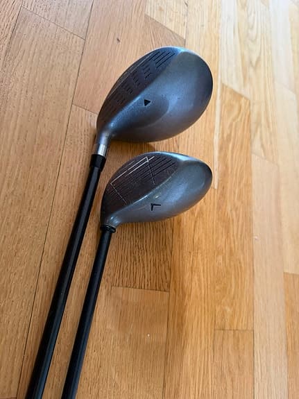 Golfbag m bla Callaway Big Bertha X-12 järnset, Titleist Pro, Ping Craz-E-putter