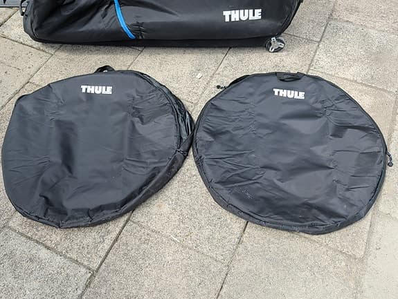 Thule cykelresväska svart