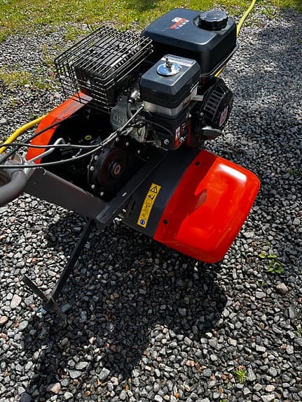 Husqvarna TF335 jordfräs i nyskick