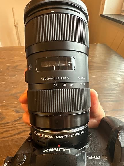 Panasonic gh5, sigma 1835, lumix 12-35, Weebill S, smallrig cage