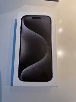 Apple iPhone 15 Pro 256 GB svart titan nyskick
