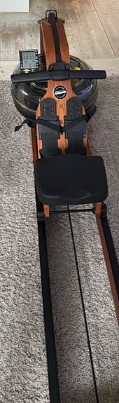 Exklusiv vattenroddmaskin i trä - First Degree Fitness Viking PRO