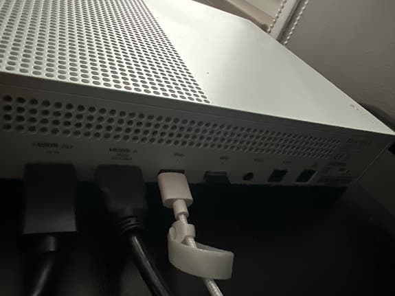Microsoft Xbox One S spelkonsol vit