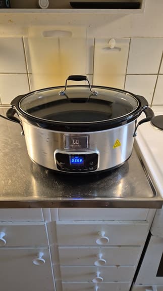 Electrolux slow cooker
