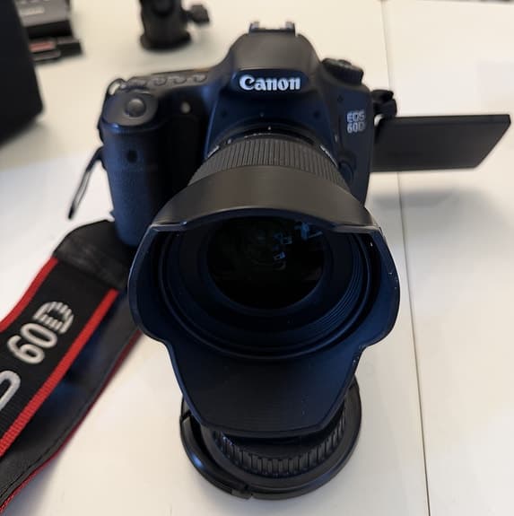 Canon EOS 60D – Komplett kamerapaket med 3 objektiv, stativ och tillbehör