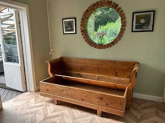 Träsoffa utdragbar