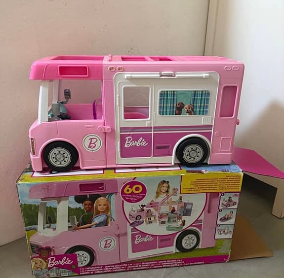 Barbie husbil