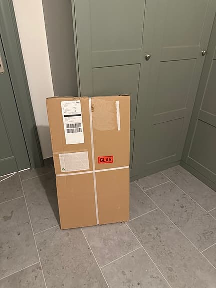 Badrumsspegel Vidi Edith, helt ny i kartong, med LED-belysning 40x80cm