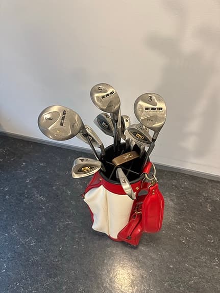 EXP golfklubbor med bag röd/vit