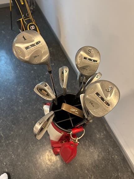 EXP golfklubbor med bag röd/vit