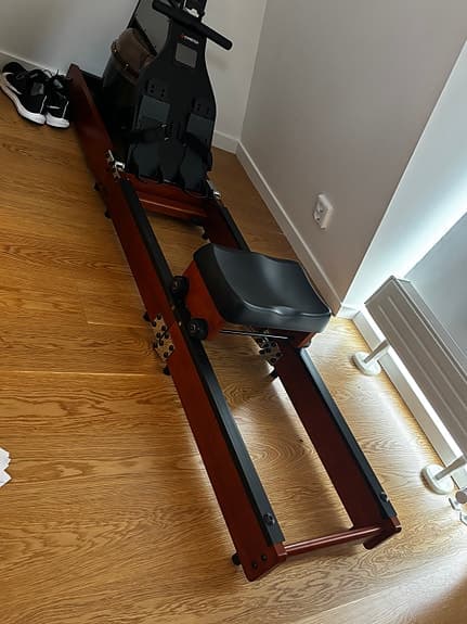 Gymstick GR8.0 vattenroddmaskin i princip nyskick, fyndpris pga spricka