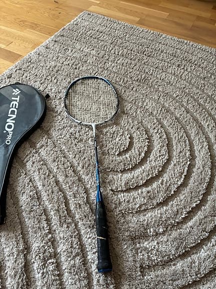 Tecno Pro badmintonracket med fodral