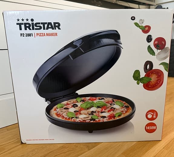 Tristar pizzaugn 1450W svart