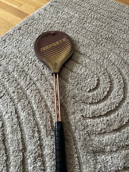 JSSports badmintonracket med fodral brun