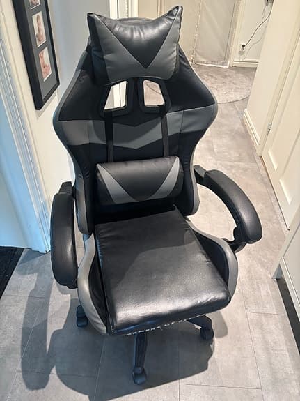 GOAT Gamingstol svart/grå