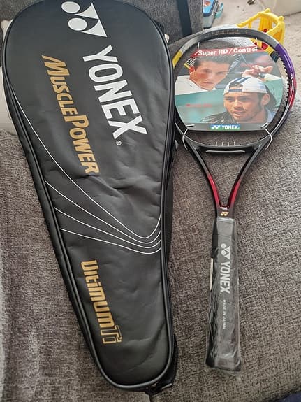 Yonex Super RD Tour 95 tennisracket med fodral