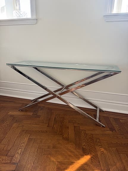 Sido-/konsolbord med glasskiva och metallunderrede