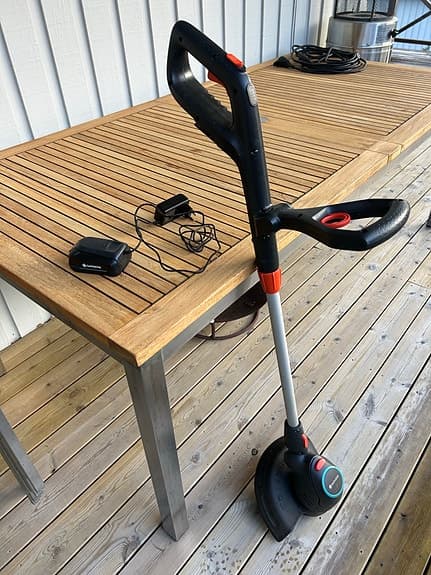 Gardena grästrimmer batteridriven svart/orange