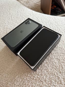 iPhone 11 Pro Max - 64 GB