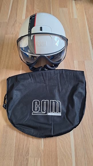 Hjälm