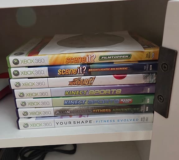 Xbox 360 med kinekt & 8 spel