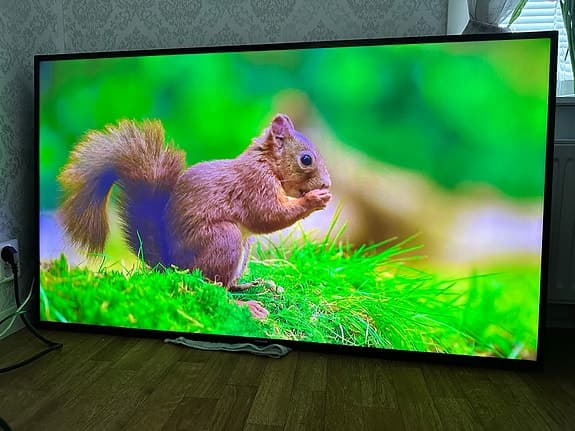 Säljer en fin 55-tums Smart TV – i mycket bra skick!