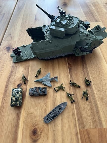 Stridsvagn med tillbehör