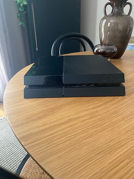 Sony PlayStation 4 spelkonsol svart
