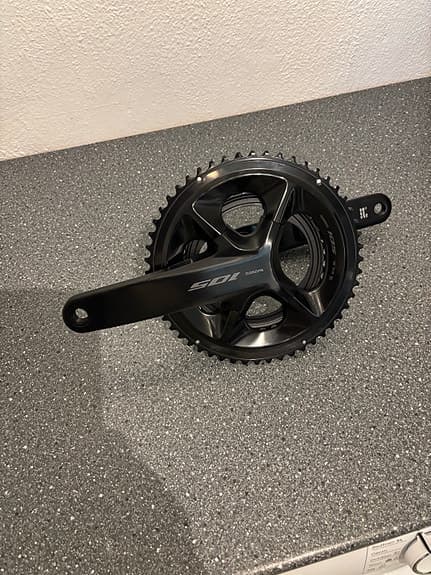 Shimano 105 FC-R 7100 vevparti med 4iiii wattmätare