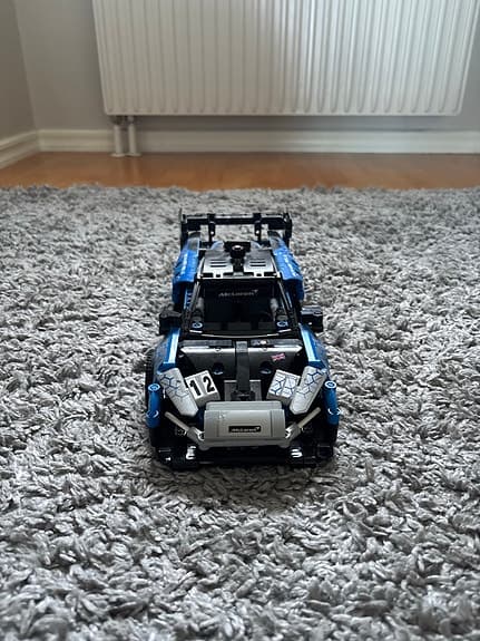 LEGO Technic racerbilsmodell blå svart