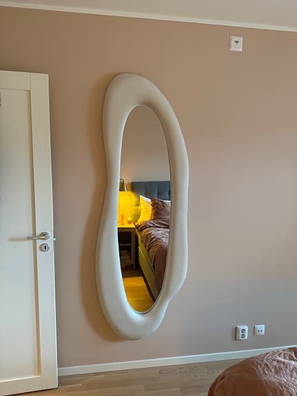Stor spegel från Venture Home