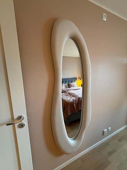 Stor spegel från Venture Home