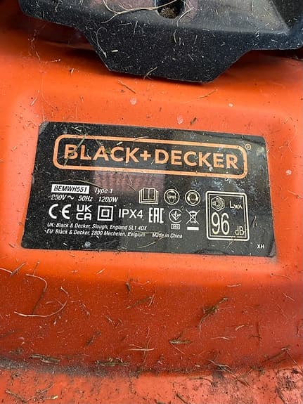Black+Decker elgräsklippare